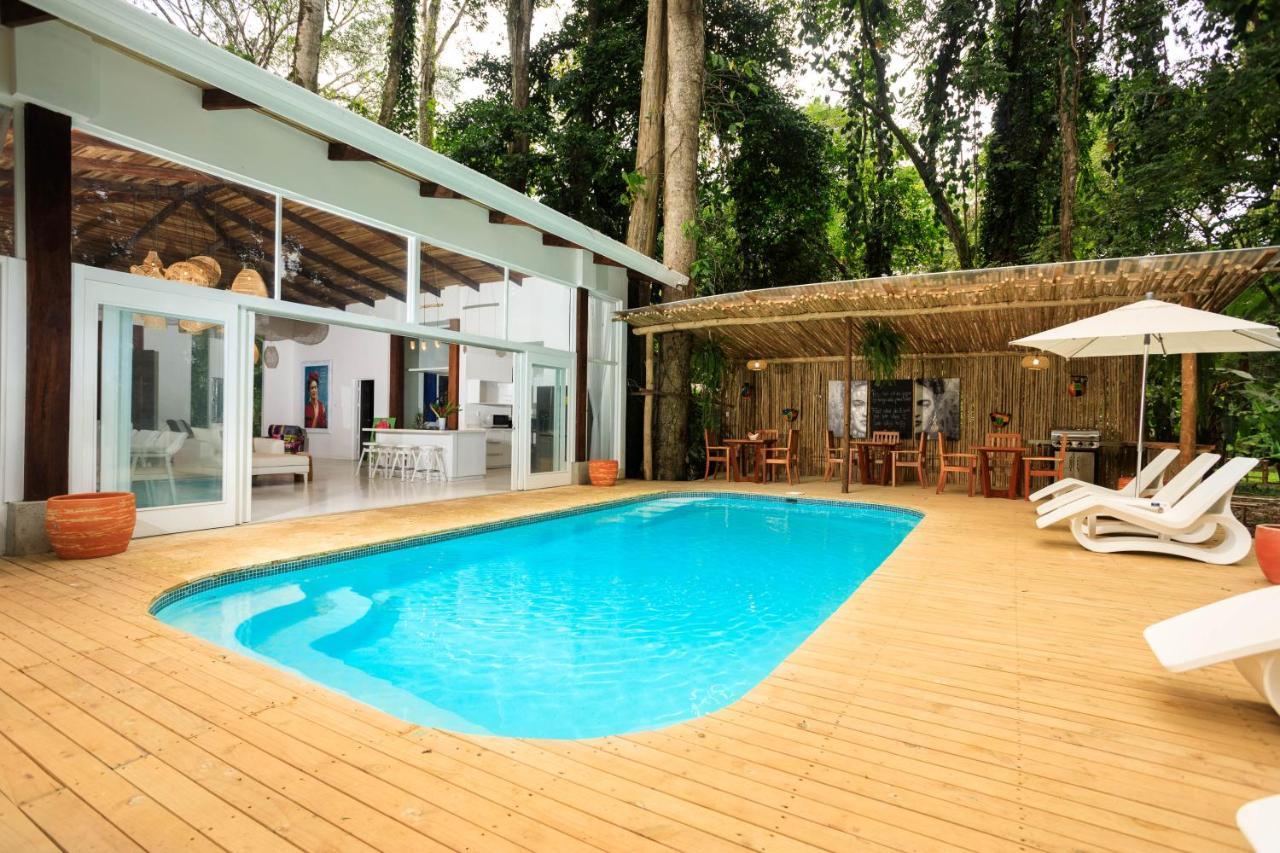 Gigi Brown Villa Frida Beachfront Puerto Viejo de Talamanca Dış mekan fotoğraf